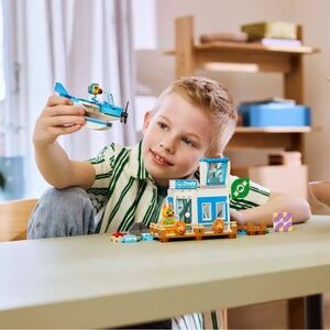 LEGO® Animal Crossing™ Fly with Dodo Airlines Airport Playset (77051)